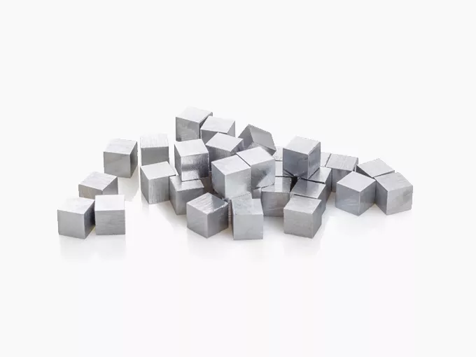 Solutions personnalisées pour les produits chimiques en vrac, options de conditionnement et spécifications personnalisées